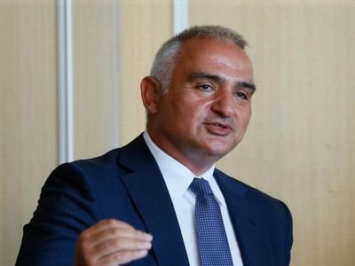 Mehmet Nuri Ersoy kimdir? Kültür ve Turizm Bakanı Mehmet Nuri Ersoy nereli ve kaç yaşında? Mehmet Nuri Ersoy hayatı ve biyografisi