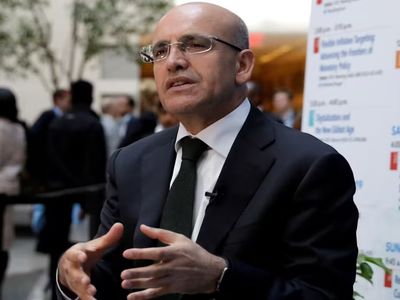 Mehmet Şimşek: Dış Dengede ve Turizmde Olumlu Görünüm Sürüyor