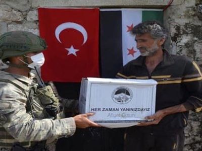 Mehmetçik İdlib’deki İhtiyaç Sahiplerine Yardım Etti