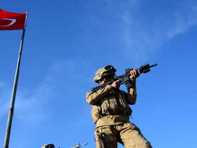 Mehmetçik terör yuvalarını yerle bir etti: 16 terörist etkisiz hale getirildi