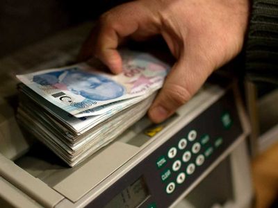 Memur ve emekli zammı ne kadar olacak, yeni maaşlar ne olacak? Memur ve emekliye büyük zam yolda: İşte tam liste