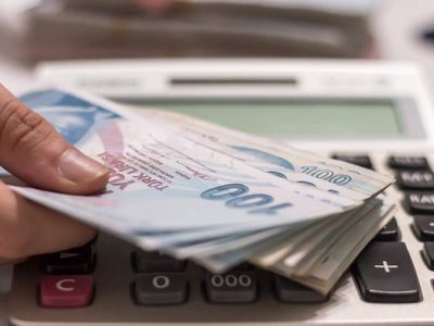 Memur ve emeklilere üst üste zam geliyor: Yeni düzenleme yolda