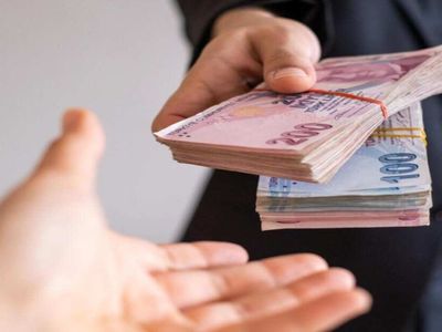 Memur ve emeklilerin beklediği haber geldi! Kim ne kadar maaş alacak belli oldu! Meslek gruplarına göre maaş tablosu