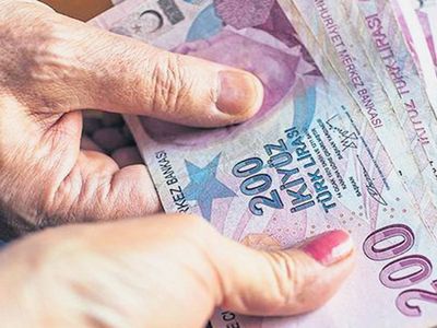 Memur ve emeklilerin beklediği zaman geliyor: Ocak ayında emekliye 3600 farkı