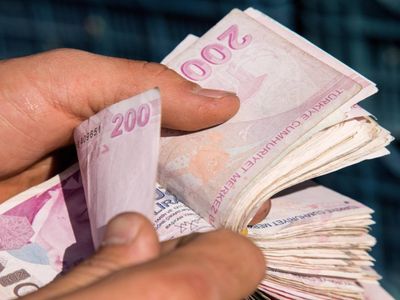 Memur zammında süreç tamamlandı: Zam oranları kalem kalem belli oldu
