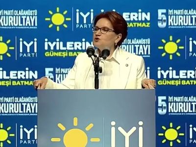 Meral Akşener'den duygusal veda: İYİ Parti'de yeni genel başkan arayışı başlıyor!