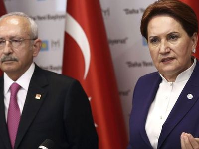 Meral Akşener'in Cumhurbaşkanlığı Hayali Suya Düştü! Akşener Kaldı mı Oyun Dışı