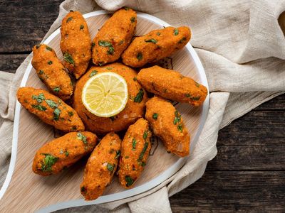 Mercimek köftesi nasıl yapılır? Mercimek köftesi kaç kalori? Kolay mercimek köftesi tarifi