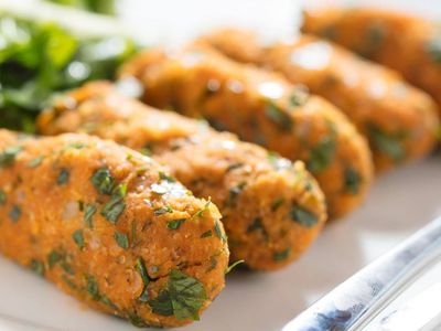 Mercimek köftesi nasıl yapılır? Pratik mercimek köftesi tarifi