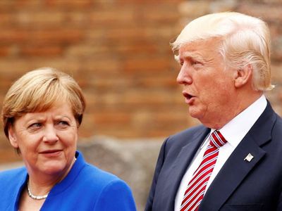 Merkel'den Trump'ın Twitter Hesabının Askıya Alınmasına Yönelik Değerlendirme