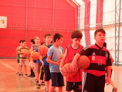 Almanya'dan memleketlerine giderken kazada ölen 3 kişi son yolculuğuna uğurlandı