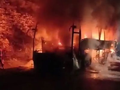 Mersin’de can pazarı: Yolcu otobüsü biranda alev aldı
