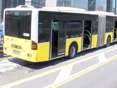 Merter'de Metrobüste Yangın Çıktı