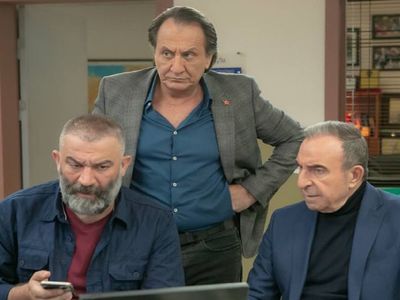 Mesut Komiser Arka Sokaklar’a veda mı ediyor? Şevket Çoruh Arka Sokaklar’dan ayrılacak mı? Arka Sokaklar’ın usta oyuncusu Şevket Çoruh diziye veda ediyor