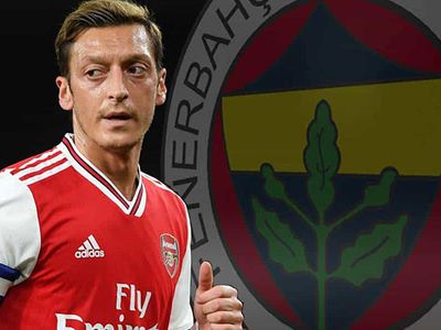 Mesut Özil'in Yıllık Ücreti Ne Kadar?
