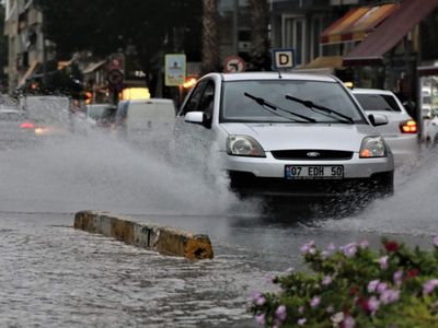 Meteoroloji beklenen uyarıyı yaptı: 24 il için sarı alarm
