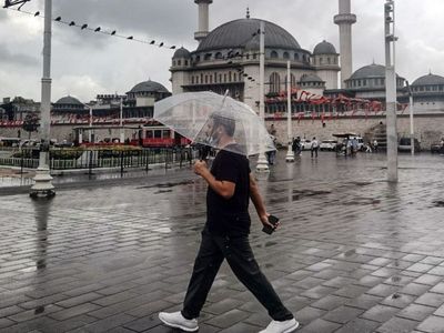 Meteoroloji kuvvetli yağış için saat verdi: 19 ile sarı kodlu uyarı yapıldı