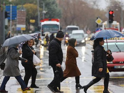 Meteoroloji o illeri uyardı: Gök gürültülü sağanak yağış geliyor