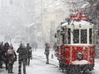 Meteoroloji uyardı: Hava sıcaklıkları düşüyor! Kar tekrardan geliyor!