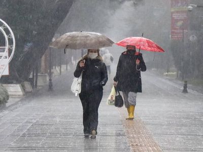 Meteoroloji’den hafta sonu plan yapanlara uyarı: Kuvvetli rüzgar ve yağış geliyor