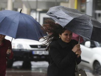 Meteoroloji’den üst üste uyarılar geldi: İstanbul dahil 17 kent için sağanak yağış ve fırtına alarmı