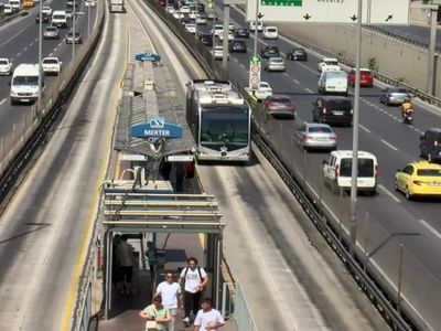 Metrobüs hattında 120 günlük çalışma başlatılıyor: Seferler 36 saat boyunca yapılamayacak