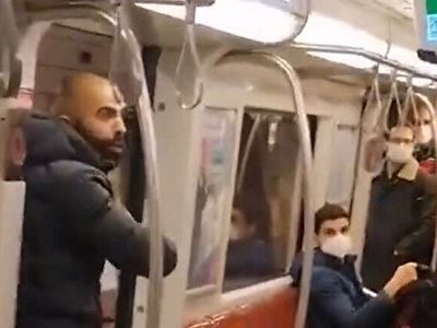 Metroda Kadın Yolculara Bıçak Çekmişti: O Saldırganın Cezası Belli Oldu!