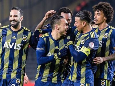 Mevlüt Erdinç, Fransa 4. Lig ekibi Racing Besançon'a transfer oldu! Tecrübeli oyuncunun kararı yoğun ilgi çekti