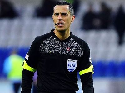 MHK ve TFF'nin kararı doğrultusunda görevden alınan Alper Ulusoy, Kasımpaşa - Başakşehir maçıyla beraber Süper Lig'de yeniden görev alacak!