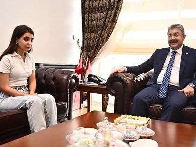 MHP Genel Başkanı Devlet Bahçeli Türkiye'yi ağlatan Ayşe Sabancalı'yı yalnız bırakmadı!