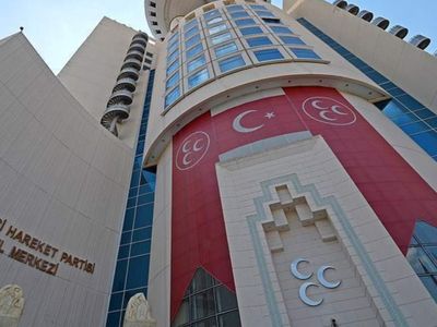 MHP listeyi tamamladı: Milletvekili adayları YSK’ya sunuldu