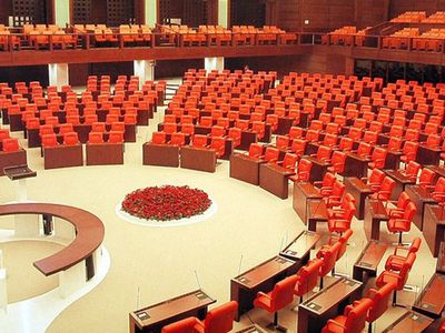 Milletvekillerinin Yabancı Dil Kursu Ücretleri Bütçeden Karşılanacak