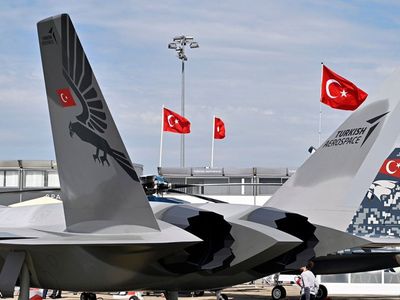 Milli Muharip Uçak'ı F-22 dünya basınında: Türkiye, meydan okuduklarını dünyaya gösteriyor