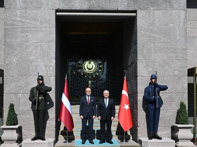 Milli Savunma Bakanı Güler, Letonya Savunma Bakanı Spruds ile Görüştü
