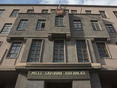 Milli Savunma Bakanlığı’ndan 5 General İstifa Etti Açıklaması