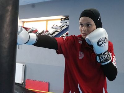 Milli Sporcu Ayşe Kaplan, Dünya Kick Boks Şampiyonası'na Hazırlanıyor
