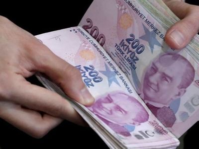 Milyonlar için beklenen an geldi: Memur ve emekliye maaş zammı yarın belli olacak