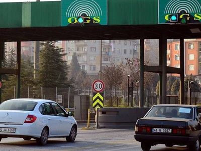 Milyonlarca araç sahibini ilgilendiriyor: Otoyollarda Serbest Geçiş Sistemi dönemi başladı