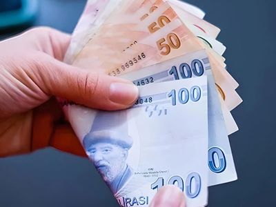 Milyonlarca Çalışanı İlgilendiriyor: Asgari Ücret Kaç Olacak? Refah Payı Eklenecek Mi? İşte Tüm Detaylar...