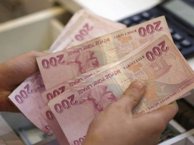 Milyonlarca memuru yakından ilgilendiriyor: 3600 ek gösterge maaş ve ikramiyelere etki edecek