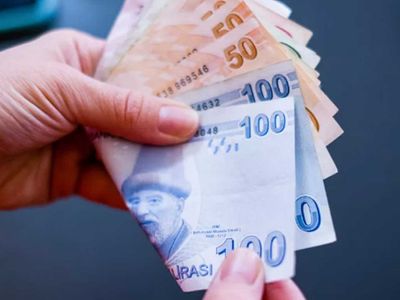 Milyonları ilgilendiren haber! Memur  ve emeklinin enflasyon zammı belli oldu: İşte beklenen zam oranları...