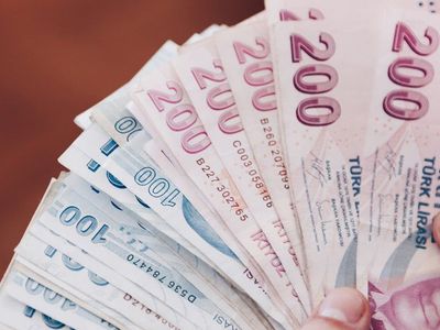 Milyonların gözü bu haberde! EYT'de son durum ne? işte masadaki formüller