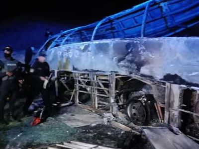 Mısır'da Yolcu Otobüsü Devrildi: 20 Ölü