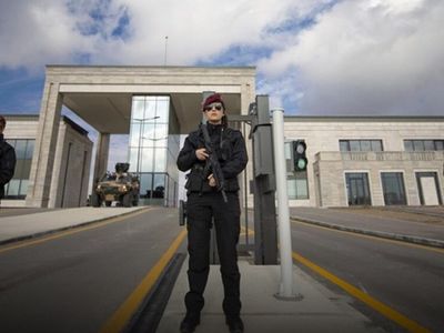 MİT, Yabancı Servislere Casusluk Yapan Ağı Çökertti