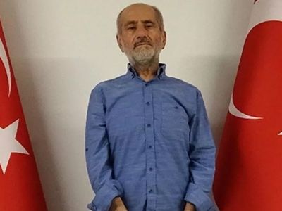 MİT'ten nokta operasyon! Yunanistan'a bilgi sızdırmaya çalışan casus kıskıvrak yakalandı