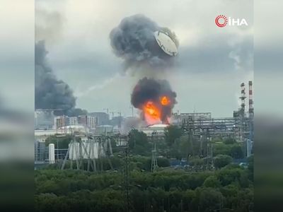 Moskova'ya Dron Operasyonu: 194 İHA ile Rafineri Hedef Alındı