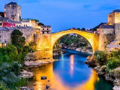 Mostar Köprüsü nerede,  hangi ülkede? YKS 2022 sorusu Mostar Köprüsü hangi ülkede ve kim tarafından yapılmıştır?
