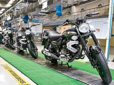 Motorsiklet severlerin gözdesinden üzen haber: 2024 Bajaj marka güncel motorsiklet fiyatlarına zam geldi
