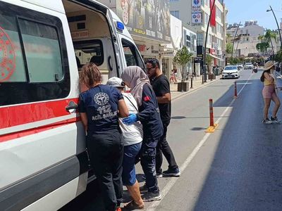 Motosiklet sürücüsü kazadan sonra olay yerinden kaçtı