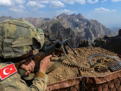 MSB Duyurdu: 1 PKK'lı Terörist Teslim Oldu!